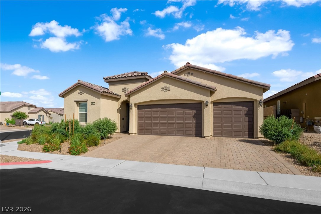 602 Desert Bluebell Court