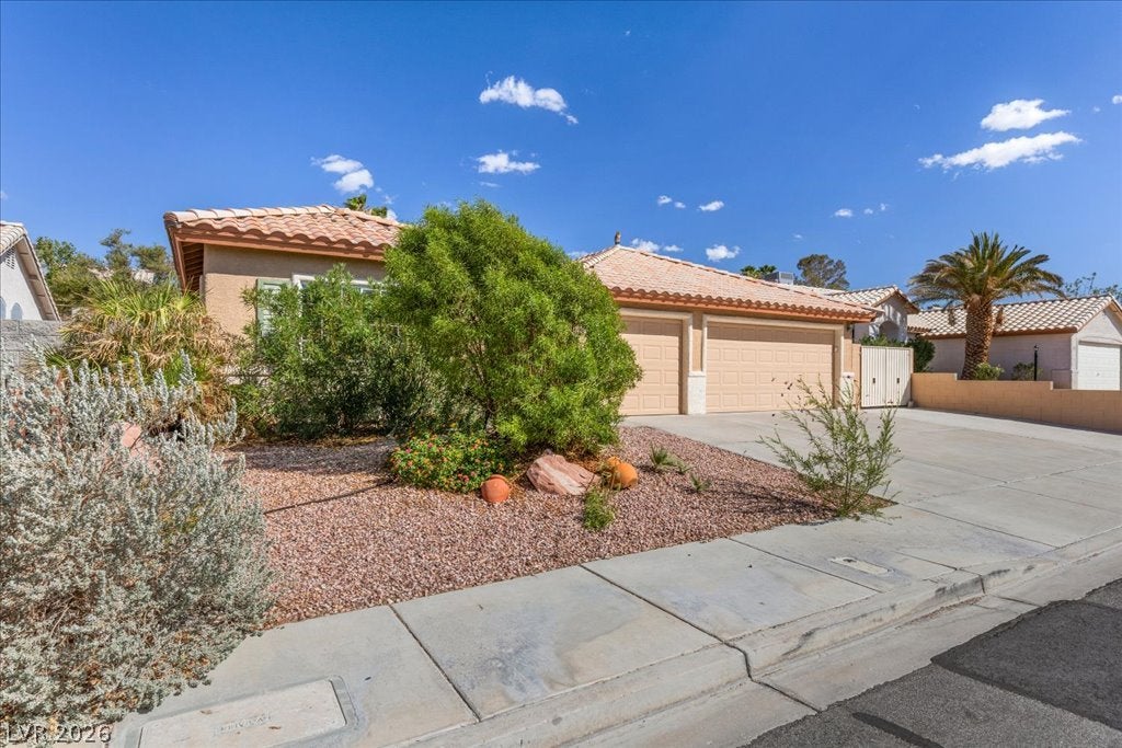 120 Ringlore Drive