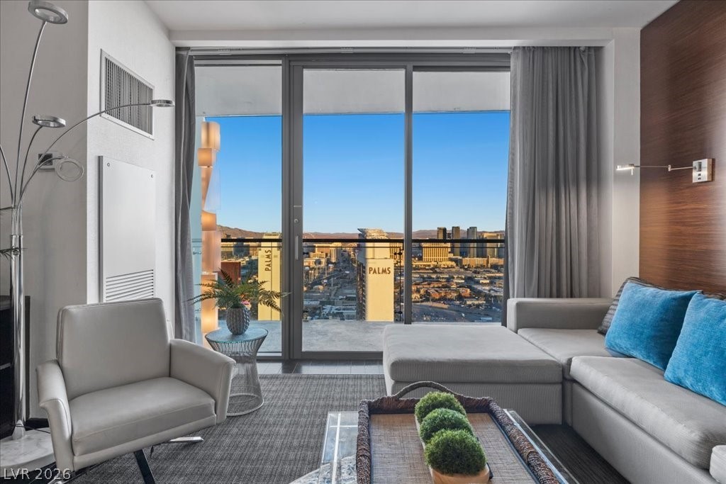 4381 W Flamingo Road 5118