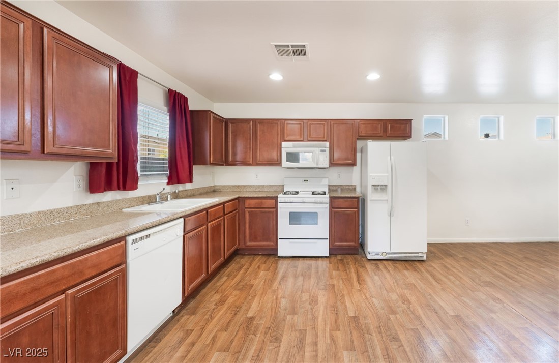 4121 Story Rock Street