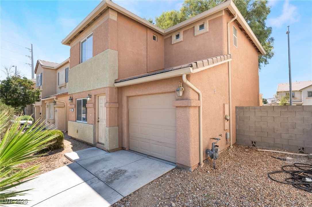 4121 Story Rock Street