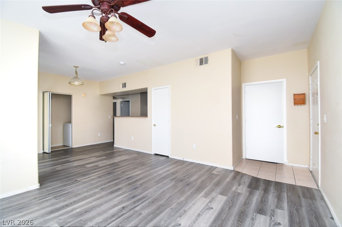 7255 W Sunset Road 1077