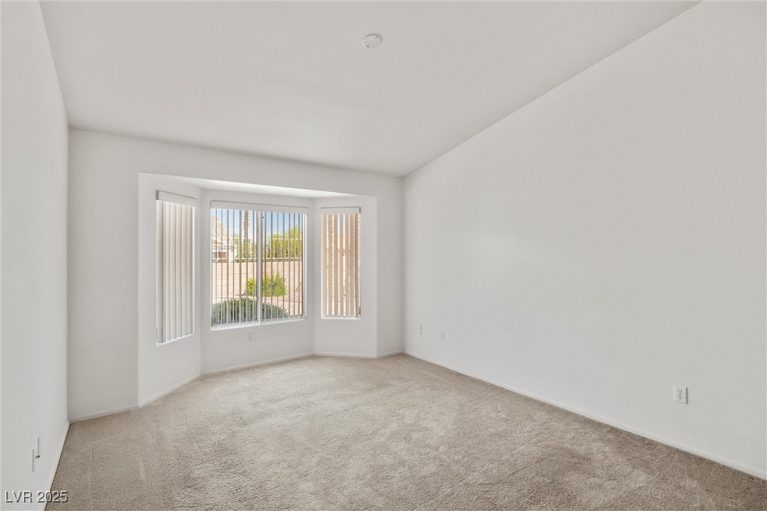 Las Vegas, Nevada 89134, United States, 2 Bedrooms Bedrooms, ,2 BathroomsBathrooms,Residential,Active,218612