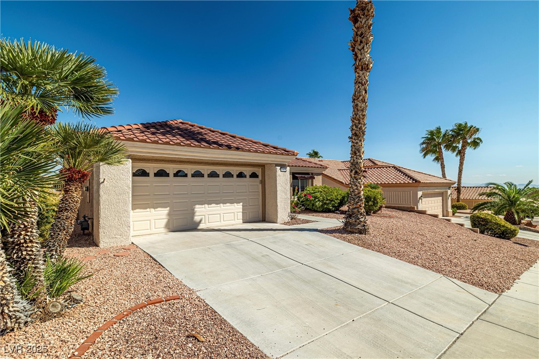 Las Vegas, Nevada 89134, United States, 2 Bedrooms Bedrooms, ,2 BathroomsBathrooms,Residential,Active,218612