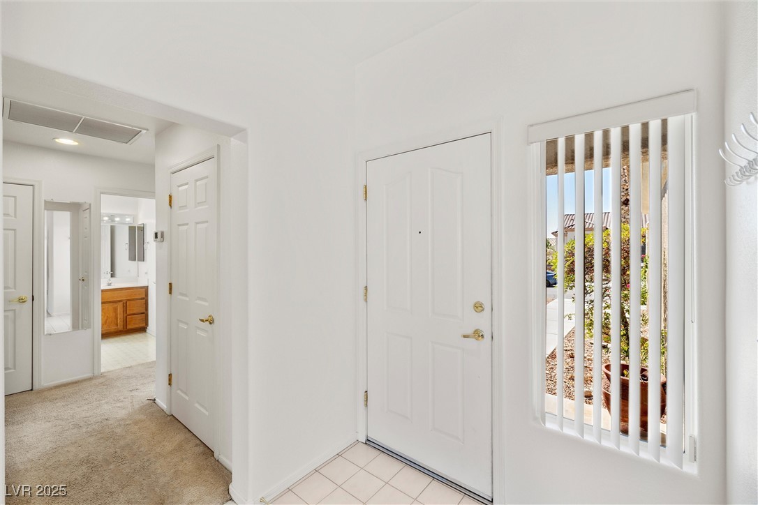 Las Vegas, Nevada 89134, United States, 2 Bedrooms Bedrooms, ,2 BathroomsBathrooms,Residential,Active,218612