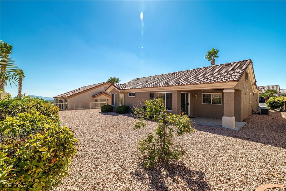 Las Vegas, Nevada 89134, United States, 2 Bedrooms Bedrooms, ,2 BathroomsBathrooms,Residential,Active,218612