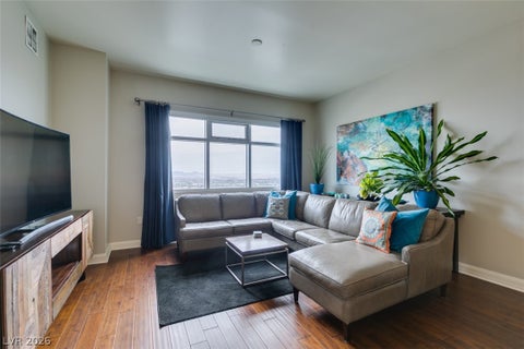 Tiny photo for 150 Las Vegas Boulevard #2115, Las Vegas, NV 89101 (MLS # 2777563)