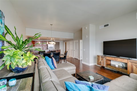 Tiny photo for 150 Las Vegas Boulevard #2115, Las Vegas, NV 89101 (MLS # 2777563)