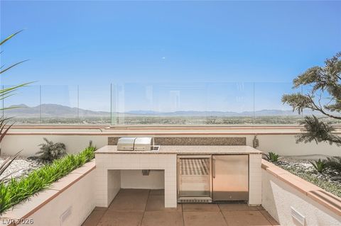 Tiny photo for 150 Las Vegas Boulevard #2115, Las Vegas, NV 89101 (MLS # 2777563)