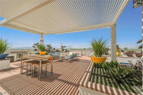 Tiny photo for 150 Las Vegas Boulevard #2115, Las Vegas, NV 89101 (MLS # 2777563)