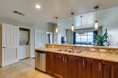 Tiny photo for 150 Las Vegas Boulevard #2115, Las Vegas, NV 89101 (MLS # 2777563)