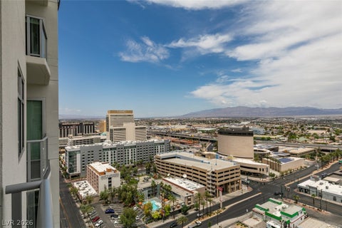 Tiny photo for 150 Las Vegas Boulevard #2115, Las Vegas, NV 89101 (MLS # 2777563)