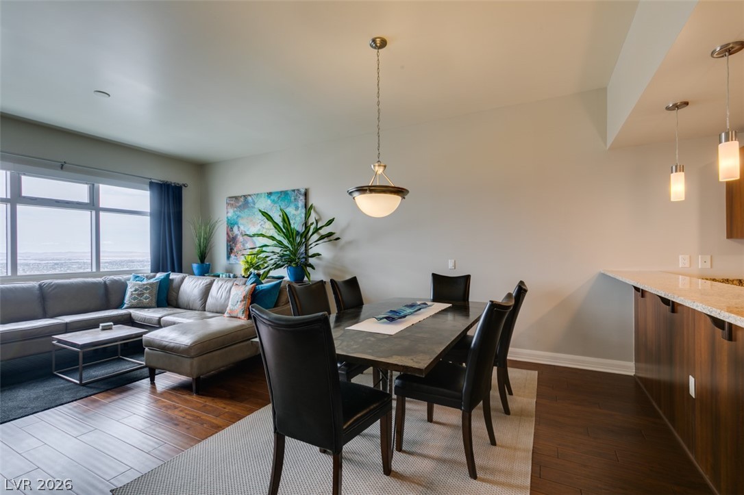 150 Las Vegas Boulevard 2115