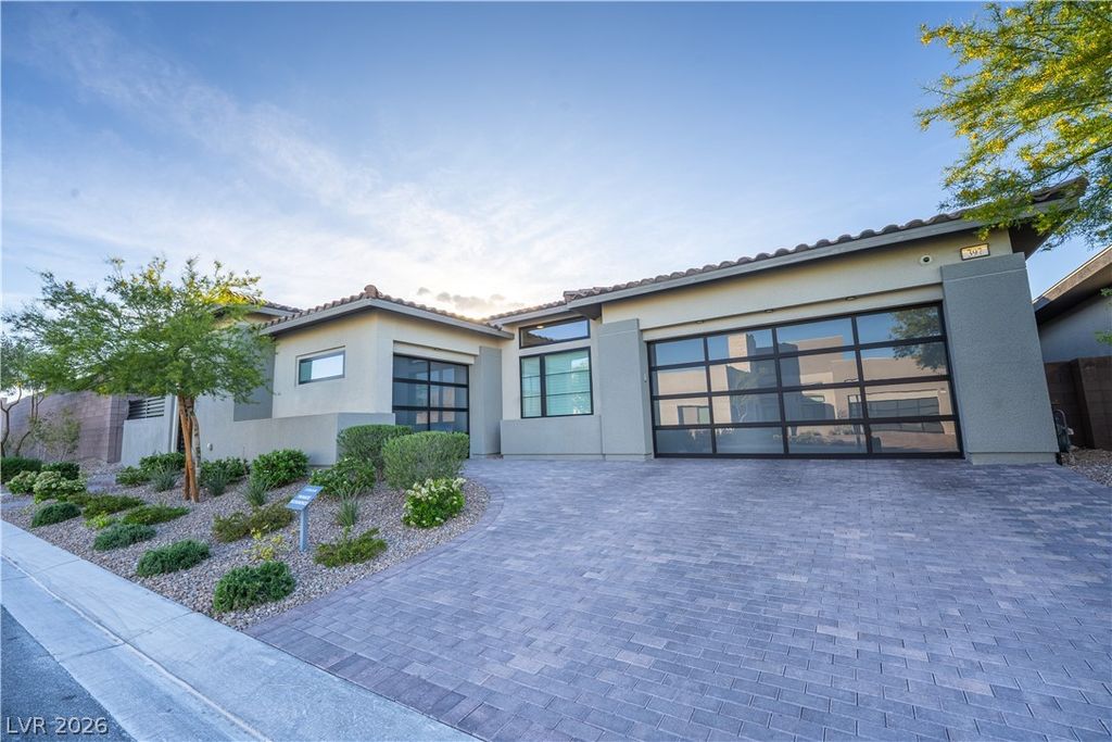 Photo of 397 Vista Sunset Avenue, Las Vegas, NV 89138 (MLS # 2771329)