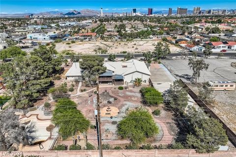 Tiny photo for 2675 Westwind Road, Las Vegas, NV 89146 (MLS # 2582912)
