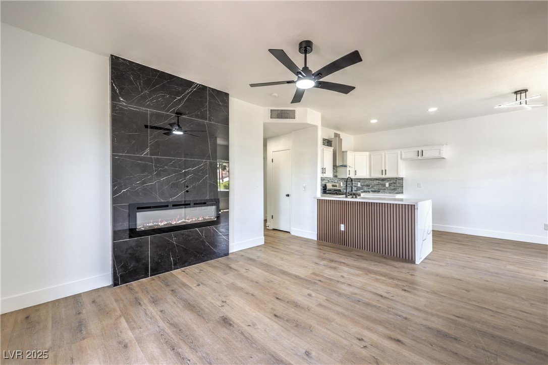 2110 Los Feliz Street 1003
