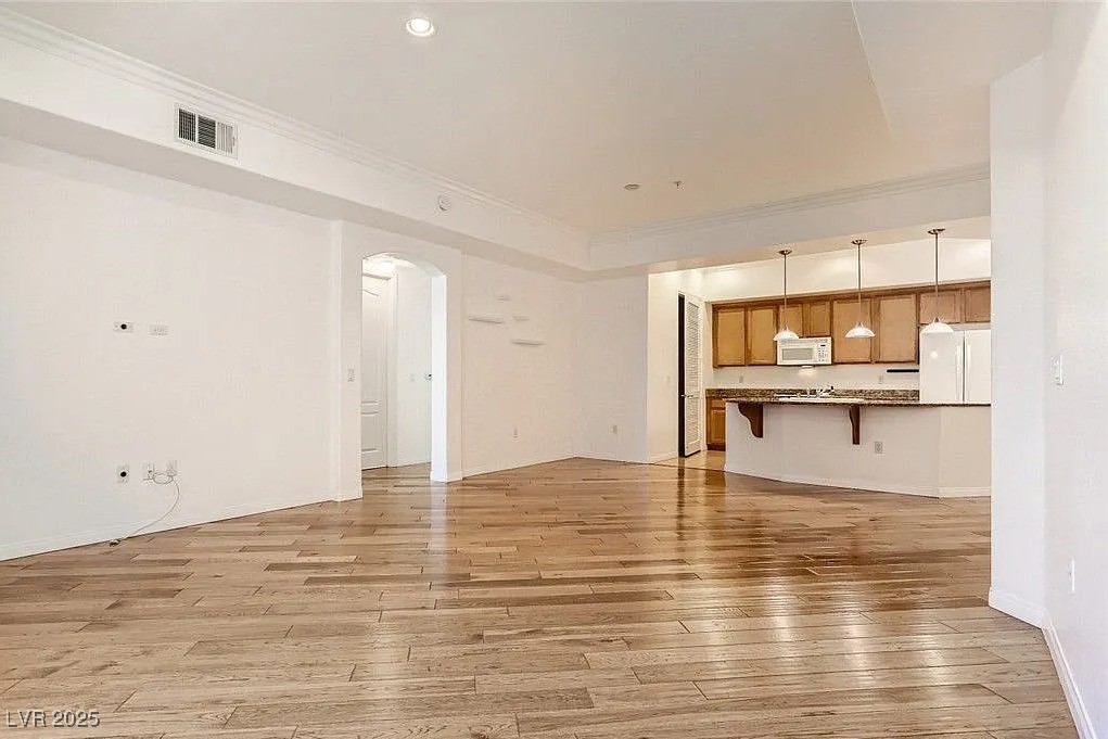 26 E Serene Avenue 202