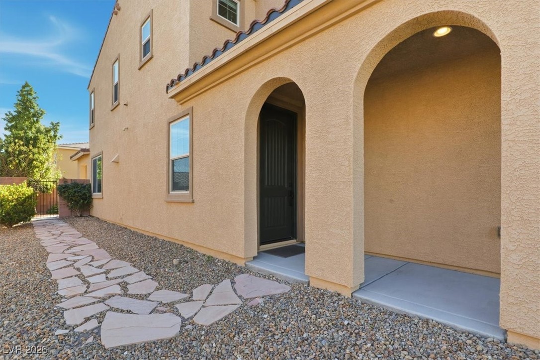 825 Fox Mountain Court