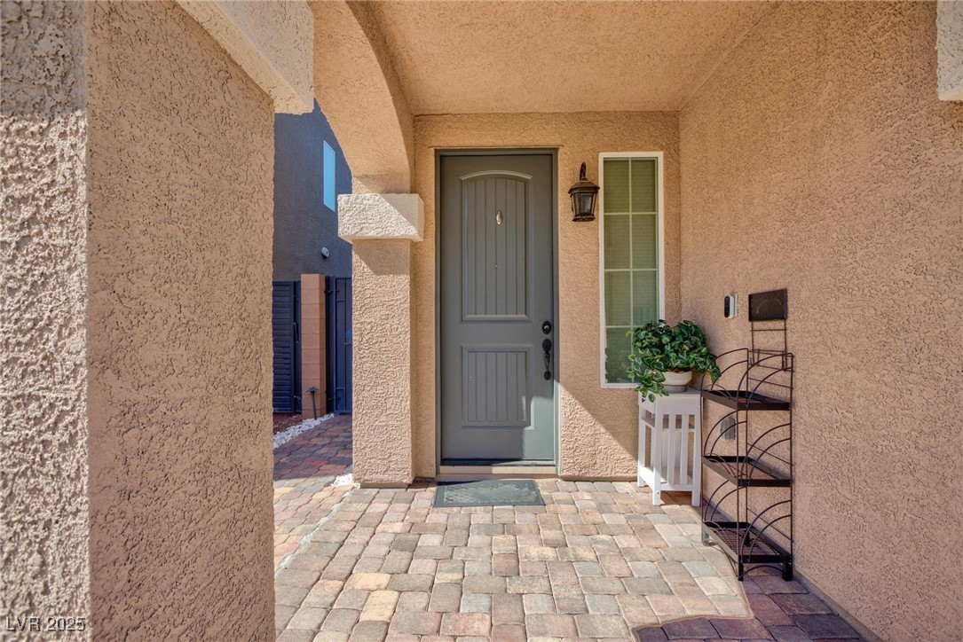 10137 Herons Rise Street