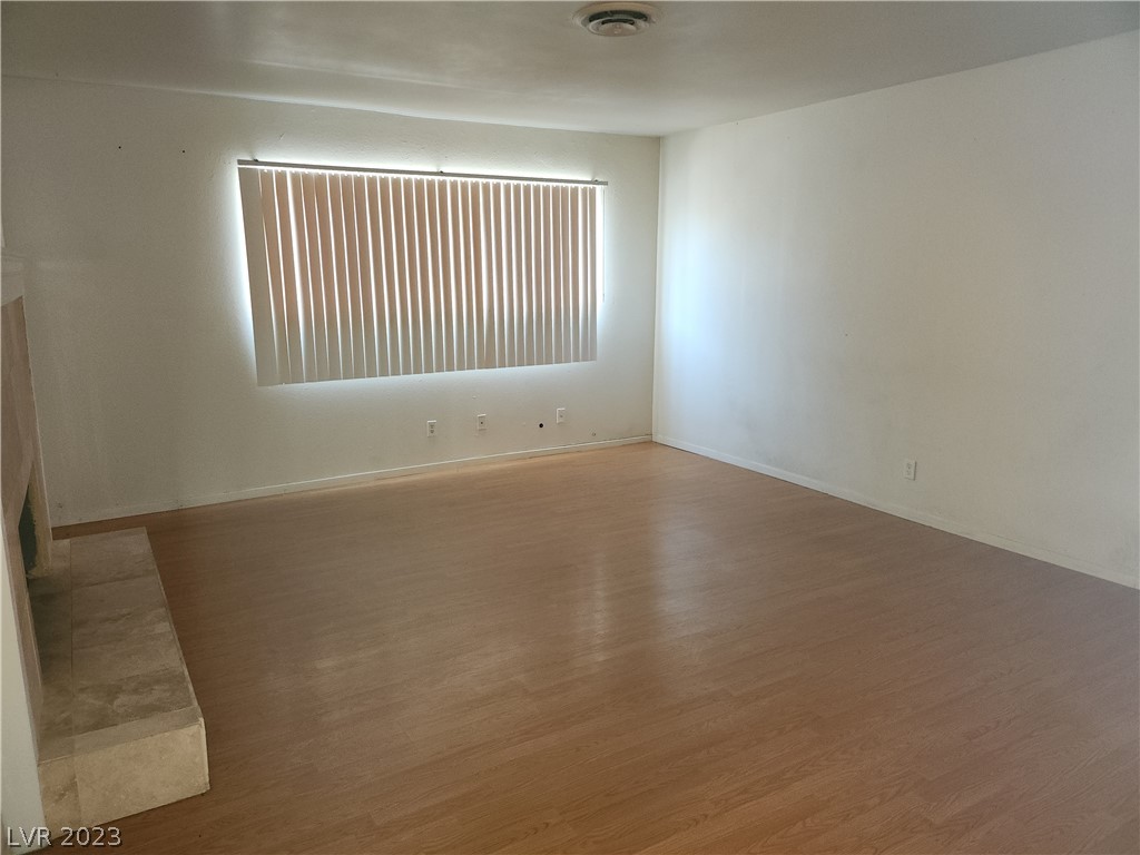 Photo 6 of 38 of listing 97ea7bcf-927a-4f35-ae27-bcef459ef7e0 house