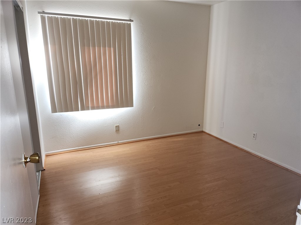 Photo 19 of 38 of listing 97ea7bcf-927a-4f35-ae27-bcef459ef7e0 house