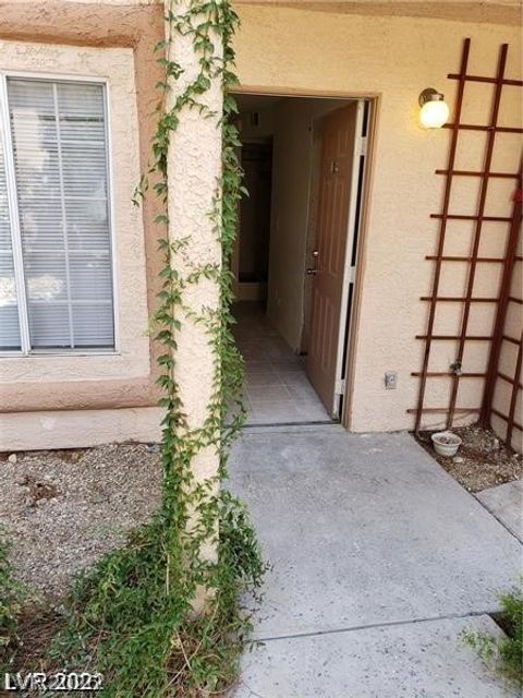 1608 N Torrey Pines Drive 103 Las Vegas NV 89108