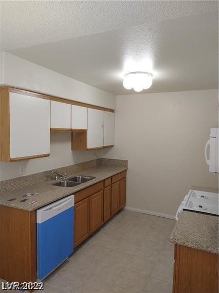 1608 N Torrey Pines Drive 103