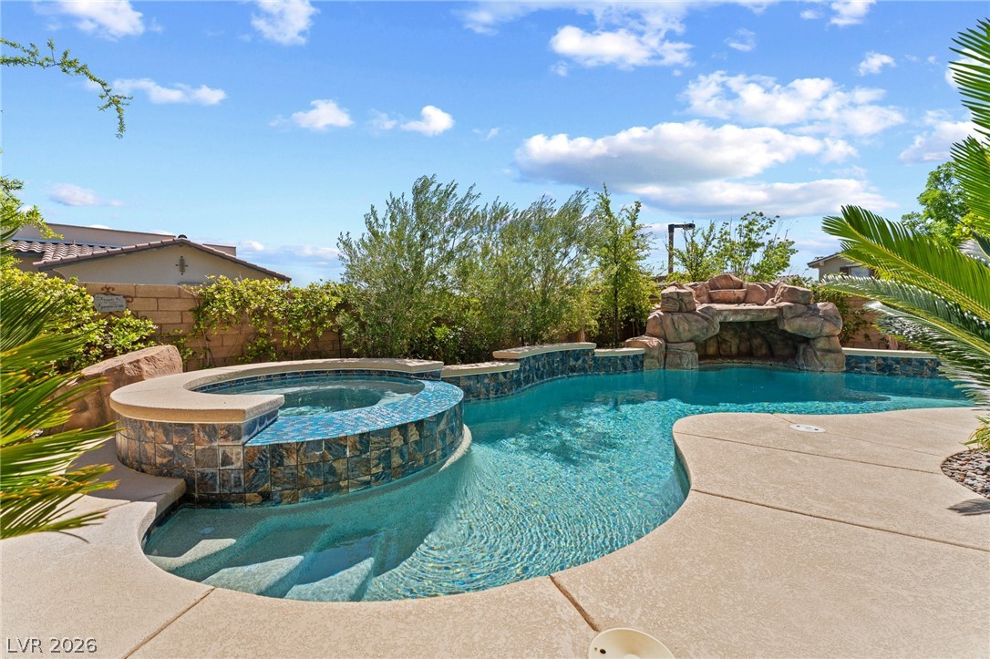 398 Pollino Peaks Street