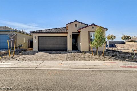 10255 Crimson Currant Street Las Vegas NV 89143