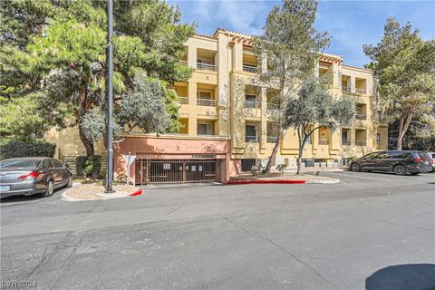 Photo of 230 E Flamingo Road #215, Las Vegas, NV 89169 (MLS # 2561013)