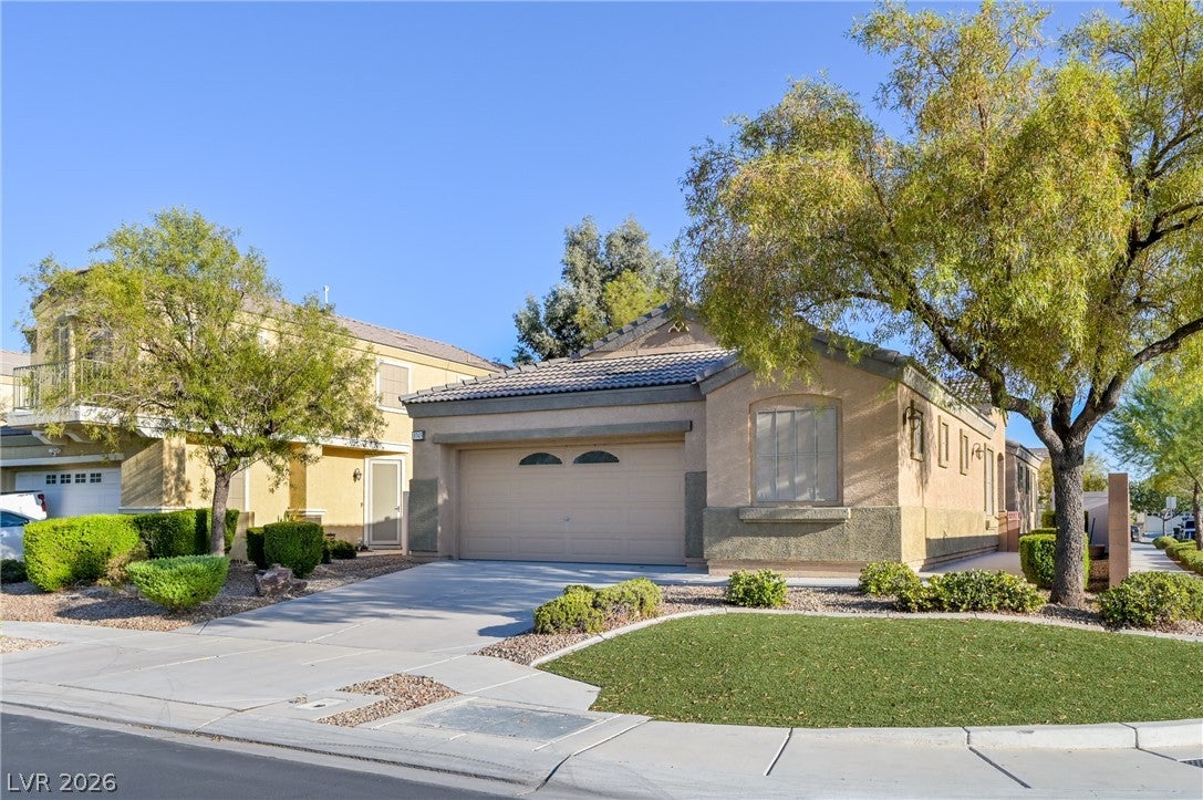 3743 Bella Legato Avenue