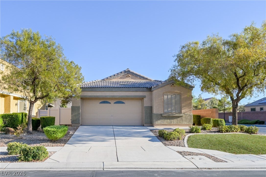 3743 Bella Legato Avenue