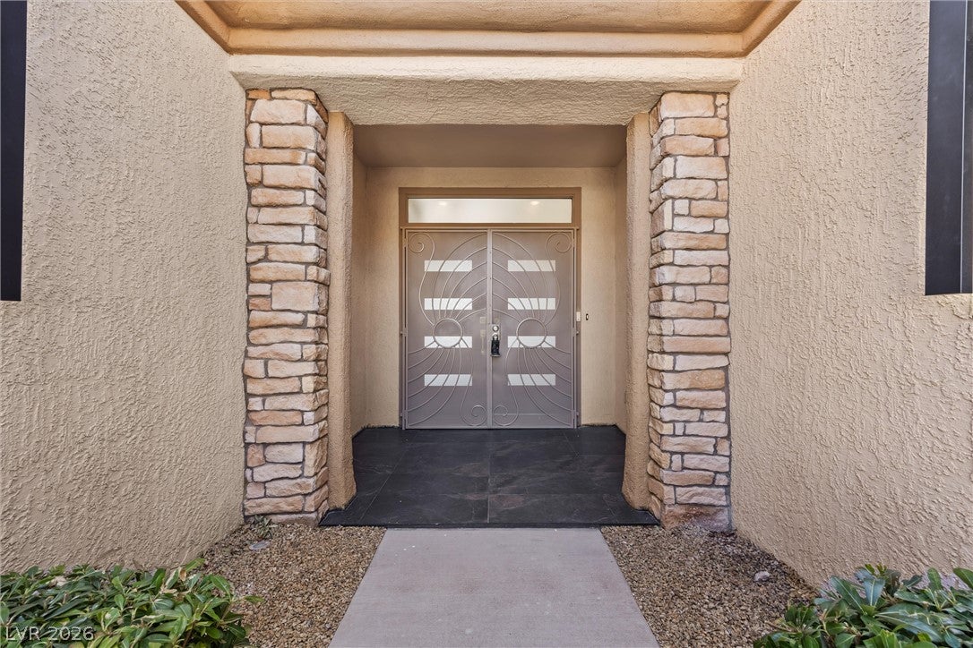 Properties 1 2948 Darby Falls Drive