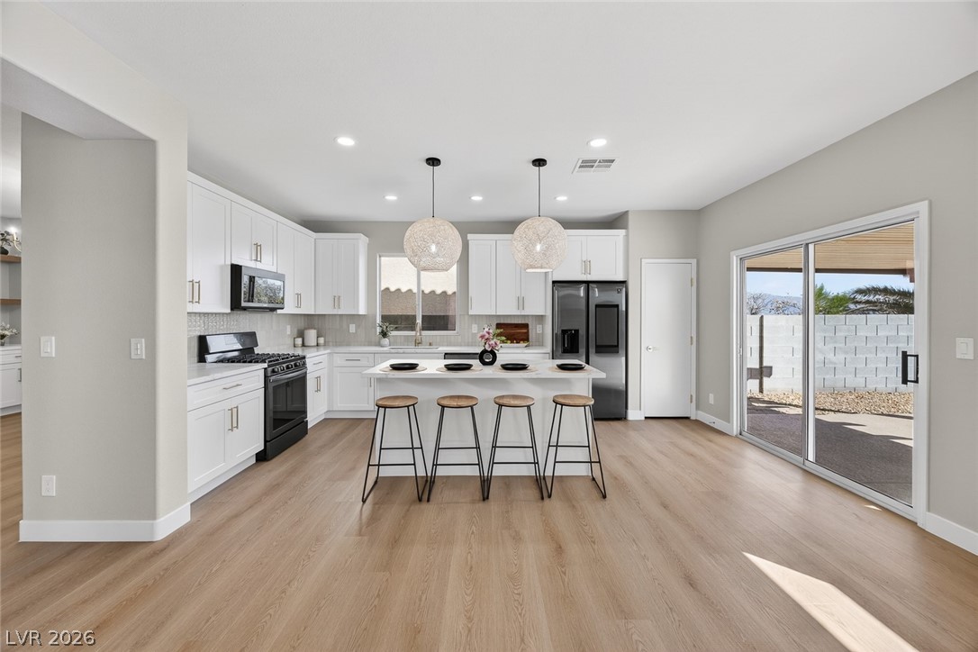 4652 Yellow Harbor Street