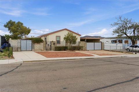Photo of 228 Hopi Lane, Henderson, NV 89015 (MLS # 2755129)