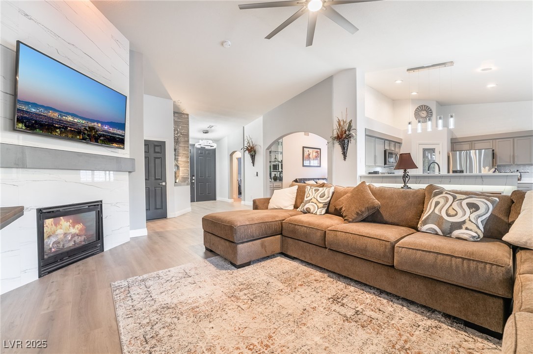 2144 Paganini Avenue, Henderson, Nevada image 8