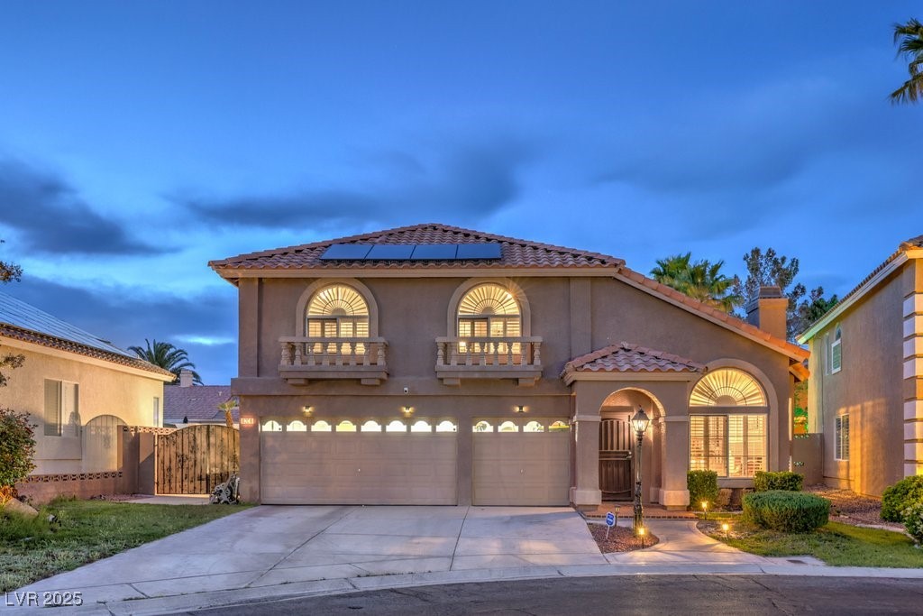8204 Antler Pines Court, Las Vegas, Nevada image 2