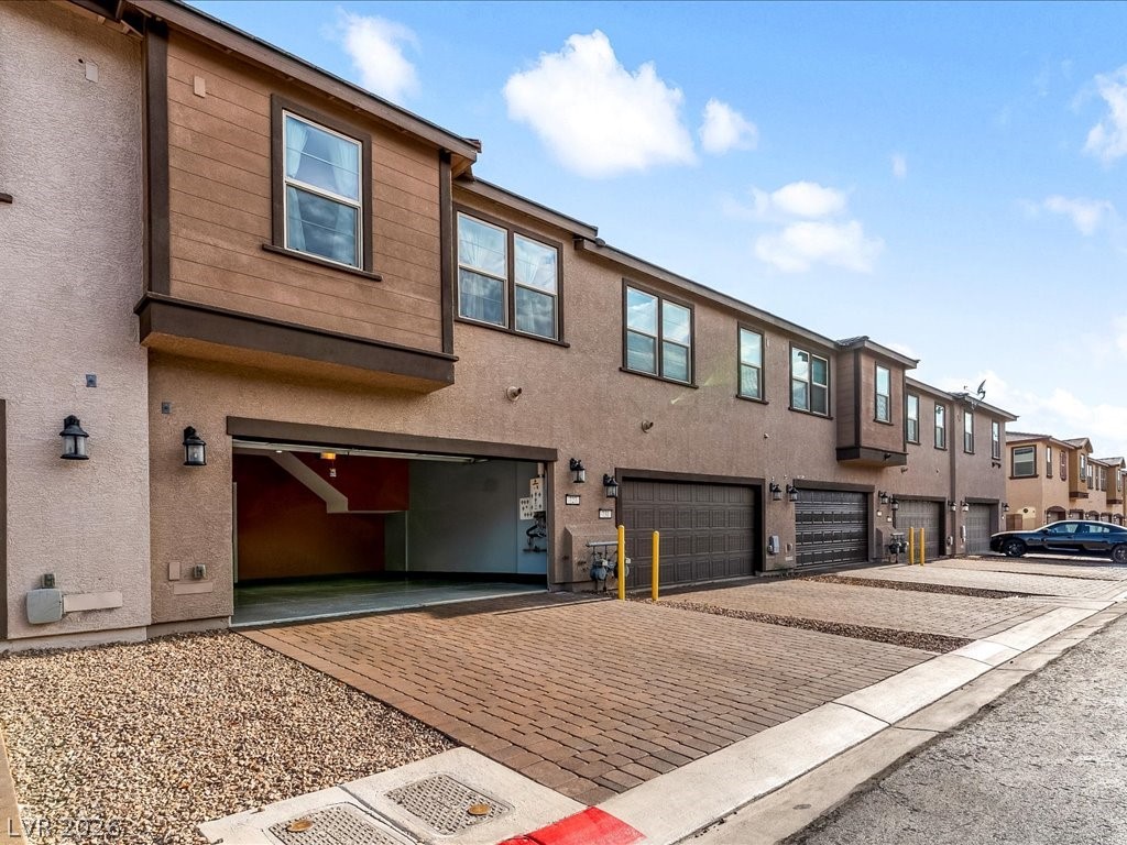 727 Florence Isle Avenue