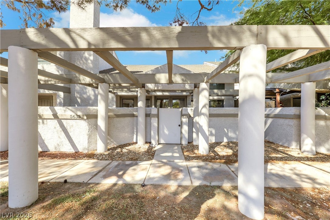 5635 Vineyard Lane 5635