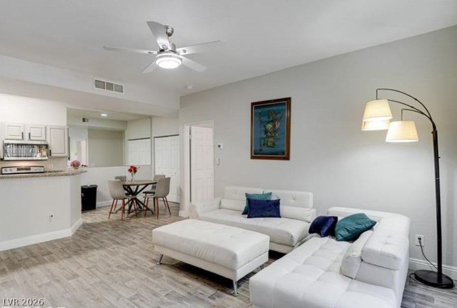 5138 S Jones Boulevard 108