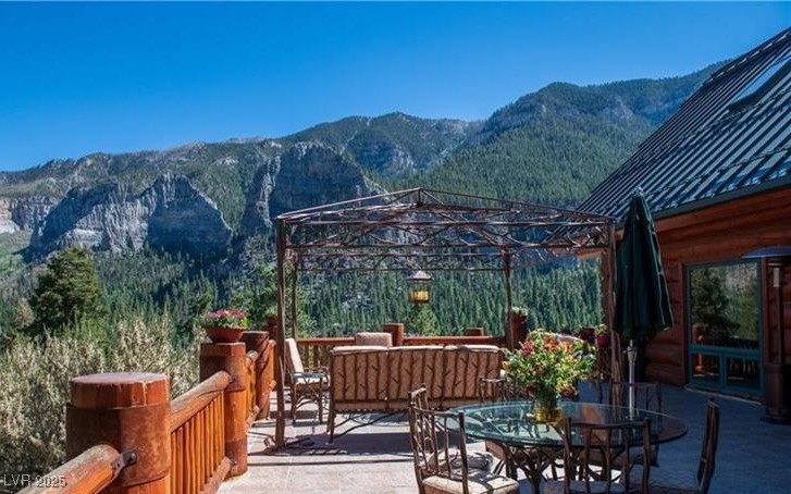 Las Vegas, Nevada 89124, United States, 5 Bedrooms Bedrooms, ,6 BathroomsBathrooms,Residential,Active,253575