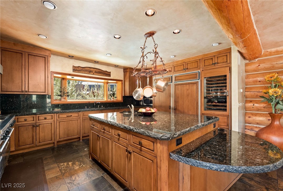 Las Vegas, Nevada 89124, United States, 5 Bedrooms Bedrooms, ,6 BathroomsBathrooms,Residential,Active,253575