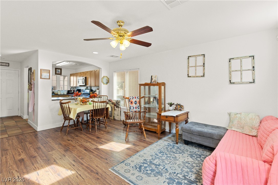 9105 Silk Threads Avenue