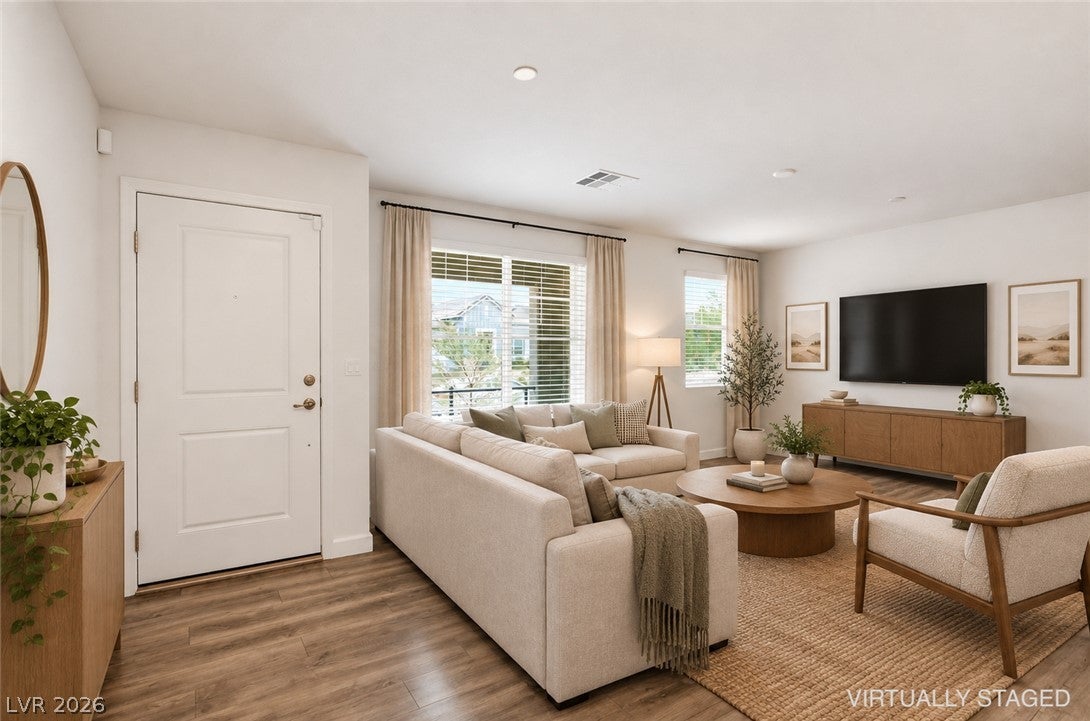839 Watford Place