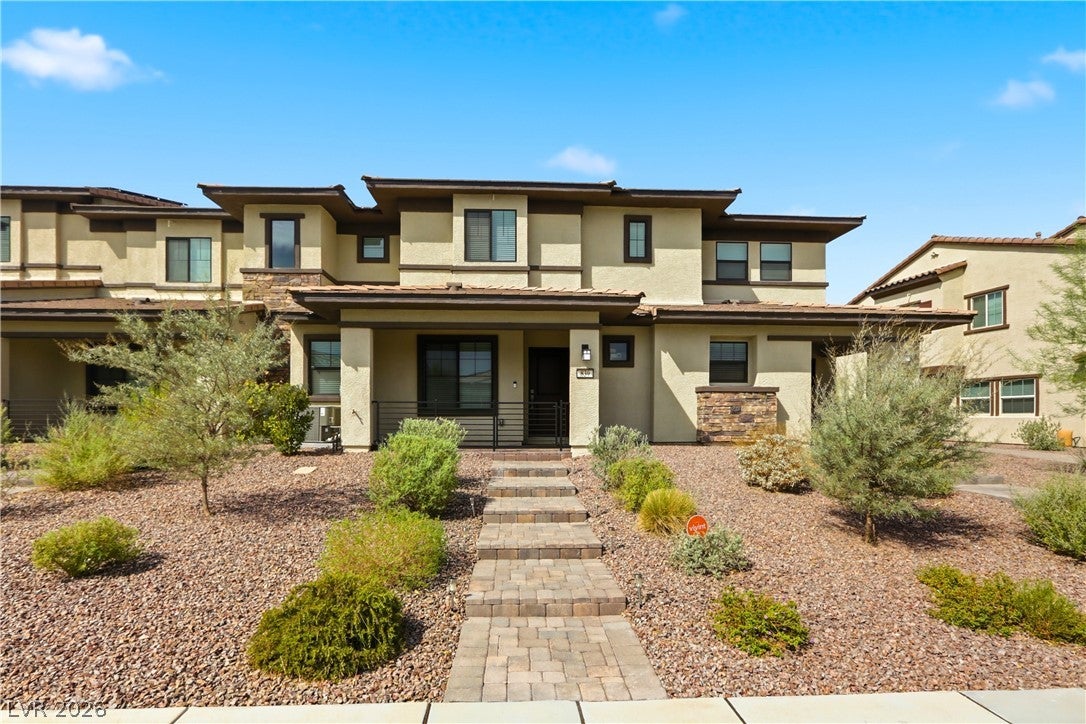 839 Watford Place