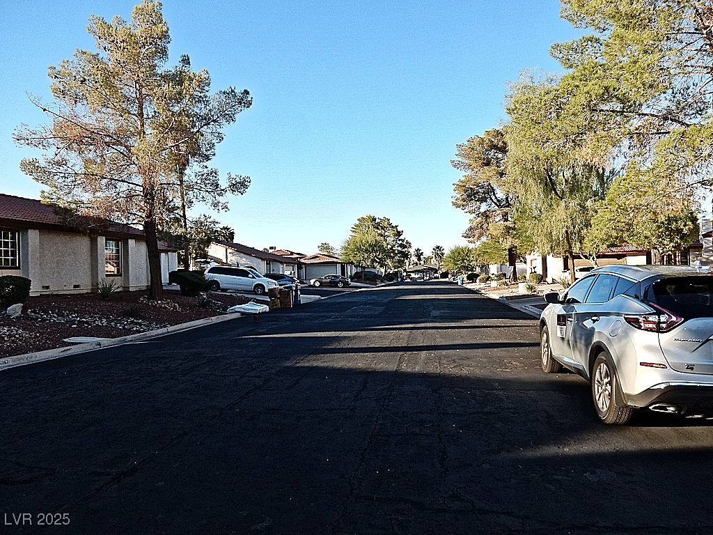 Las Vegas, Nevada 89119, United States, 3 Bedrooms Bedrooms, ,2 BathroomsBathrooms,Residential,Active,232945