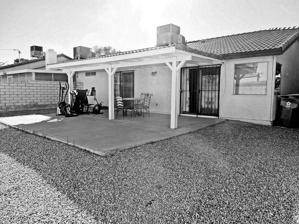 Las Vegas, Nevada 89119, United States, 3 Bedrooms Bedrooms, ,2 BathroomsBathrooms,Residential,Active,232945