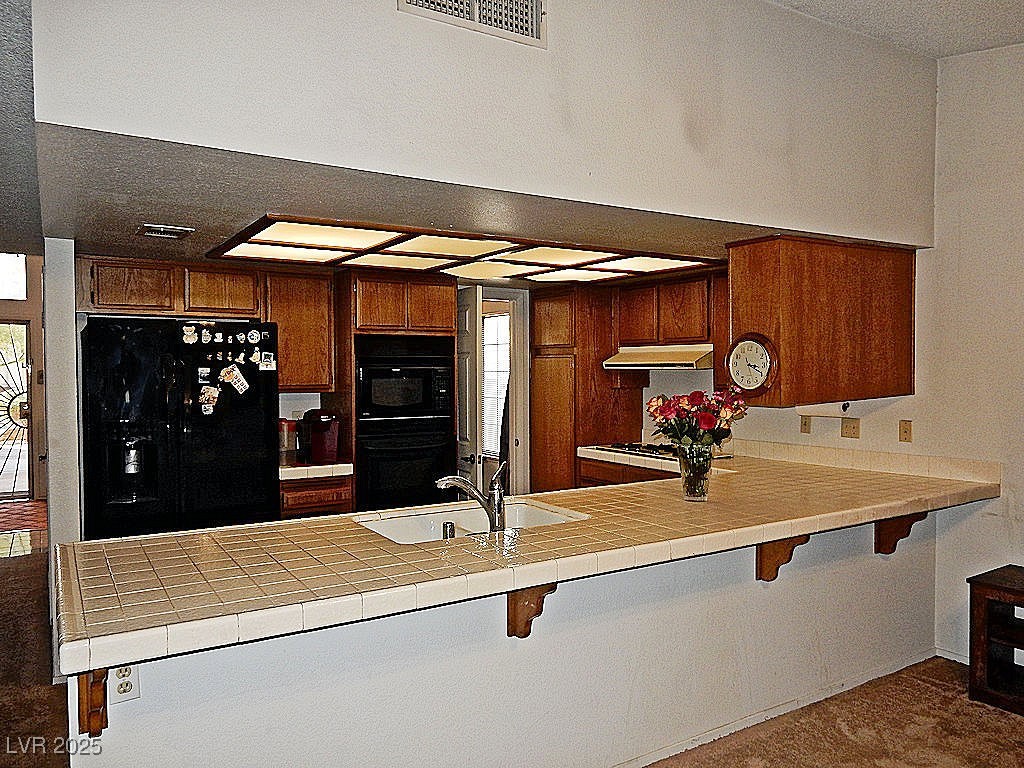 Las Vegas, Nevada 89119, United States, 3 Bedrooms Bedrooms, ,2 BathroomsBathrooms,Residential,Active,232945