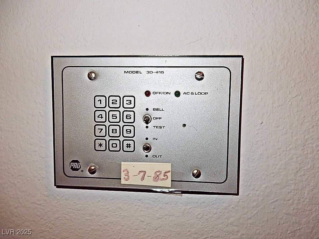 Las Vegas, Nevada 89119, United States, 3 Bedrooms Bedrooms, ,2 BathroomsBathrooms,Residential,Active,232945