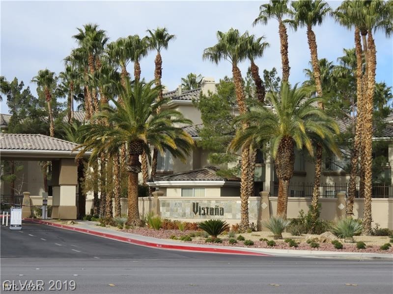7123 S Durango Drive 111